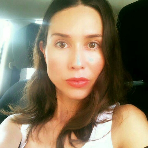 Meet the Posher - Picture 4 of 7